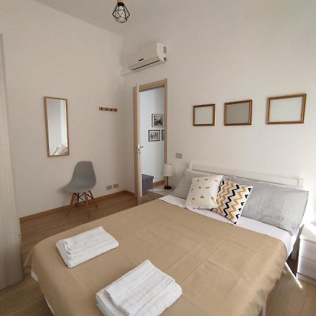 Gypsynomad - Your Crib In The Historical Centre Of パレルモ エクステリア 写真